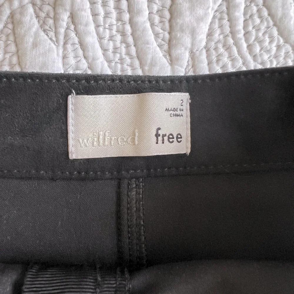 ARITZIA - Wilfred Free - Faux Suede Zip-Up Mini Skirt- Black